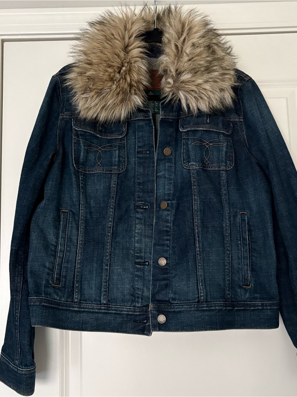 Ralph Lauren Jeans Co. Women’s Faux Fur Collar Dark Denim Jacket - Picture 6 of 11